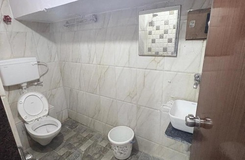 Navrangpura Hotel | Hotel keshav