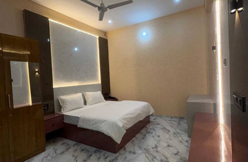 Mahwah Hotel | Hotel Keshav Palace
