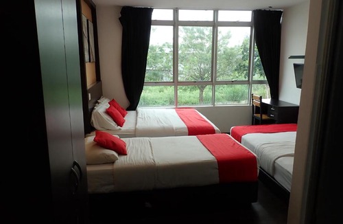 Shah Alam Hotel | Hotel KL Two Fighter Rest & Go - Shah Alam