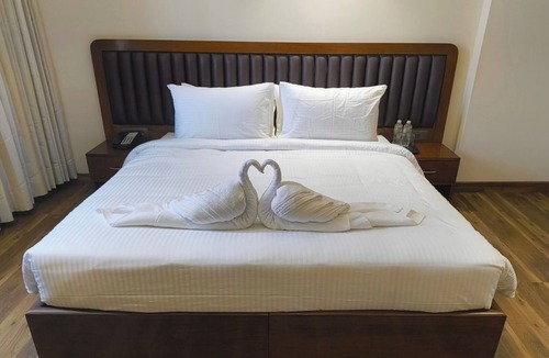 Bahadurgarh Hotel | Hotel KRB Greens