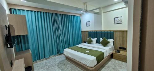 Palanpur Hotel | Hotel Krishna Palace