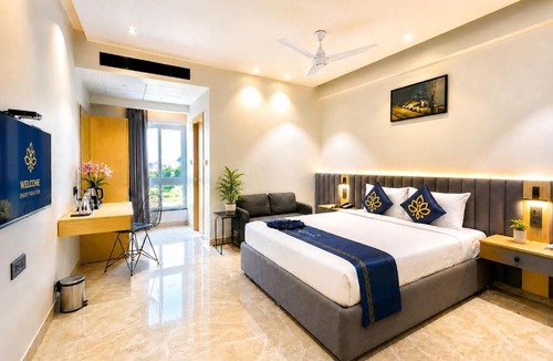 Madhapur Hotel | Hotel Kyzen - Hitec city, Hyderabad