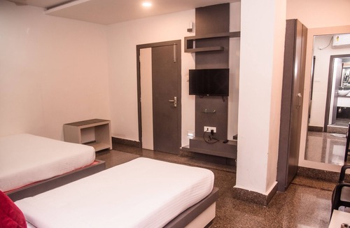 Tinsukia Hotel | Hotel La Vista Inn