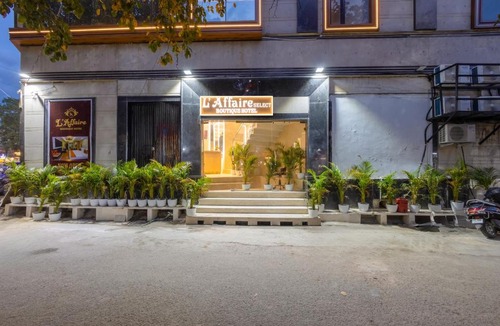 New Delhi House | Hotel Laffaire Select Near Rajori Metro