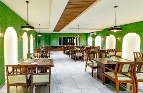 Adoor Hotel | Hotel Lals Residency, Adoor