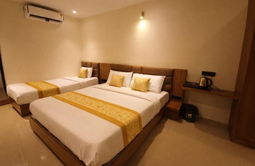 Kurla West Hotel | Hotel Lancaster