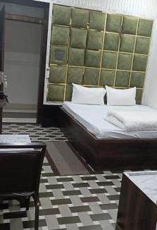 Chapra Hotel | Hotel Laxmi villa
