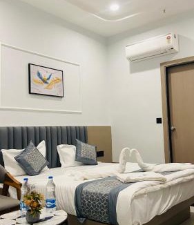 Ahmedabad Hotel | Hotel Leaf inn