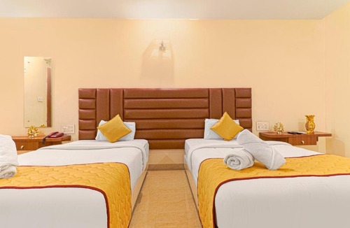 Tirupati Hotel | Hotel Lorven