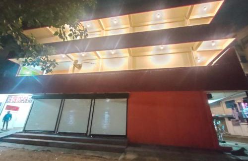 Kolar Road Hotel | Hotel Madhur Palace