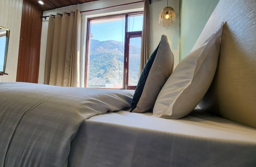 Bhagsu Nag Hotel | Hotel Mahadev