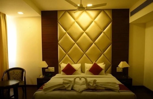 Zirakpur Hotel | Hotel Mandarin Square