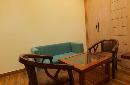Kakarmatha Hotel | Hotel Mantavya