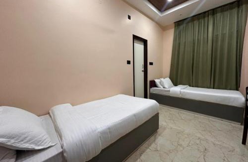 Sualkuchi Hotel | Hotel Maple Lawn