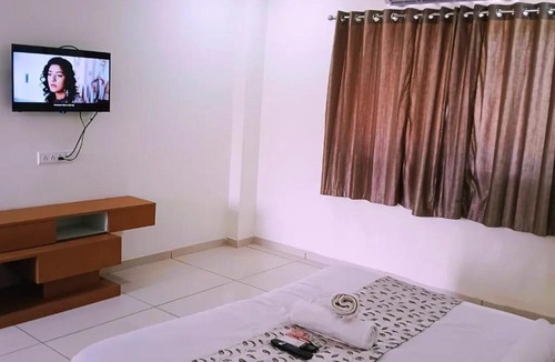 Ambav Hotel | Hotel Marigold Vasad