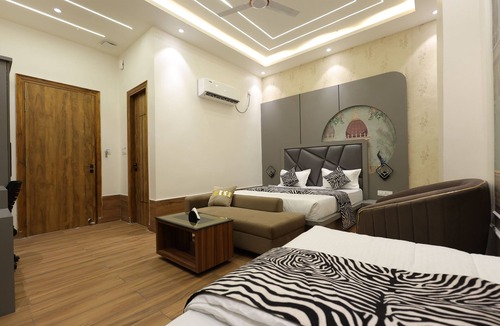Meerut Hotel | Hotel Marina