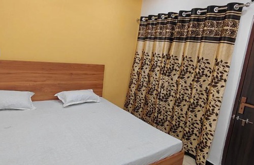 Jhansi Hotel | Hotel Mashaal - A Light Lit By Vidhaata