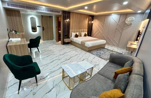 Danapur Hotel | Hotel Medha Inn