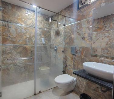 Delhi Hotel | Hotel MI New Delhi railway station