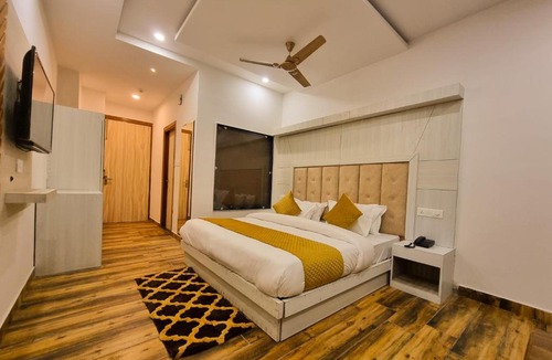 Banikhet Hotel | Hotel Mistwood