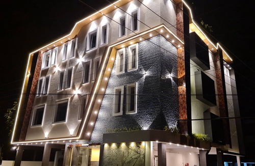 Thanjavur Bed & Breakfast | HOTEL MMD GRANDE