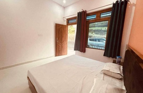 Sitapur Hotel | Hotel Moon Rise
