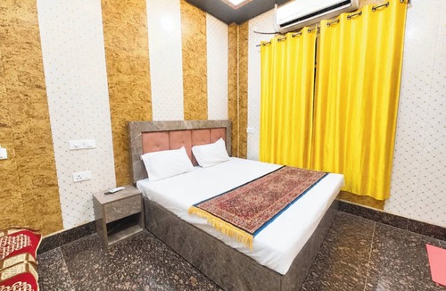 Ayodhya Hotel | Hotel Namo Ji Palace Ayodhya