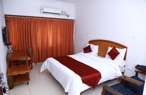Kuppaayil Hotel | Hotel Nandanam
