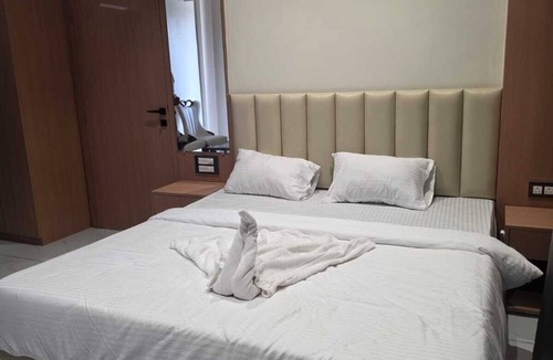 Malsiras Hotel | Hotel Nandanwan Resto and Bar