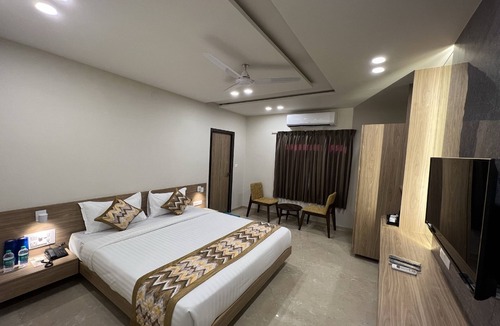 Nathdwara Hotel | Hotel Natham By Vrinda