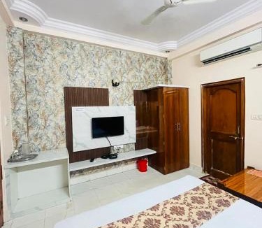 Seoni Hotel | Hotel Natraj Palace