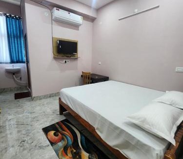 Bhagalpur Hotel | Hotel Navin Palace Pirpainti