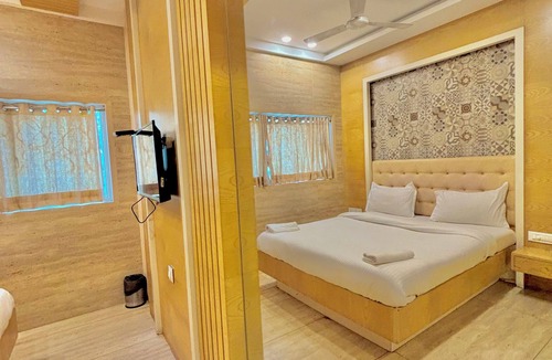 Chembur East Hotel | Hotel Neelkamal Chembur