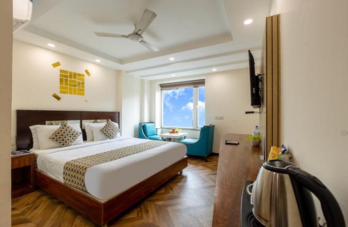 Paharganj Hotel | Hotel Neu Villa, City Centre - 5 Minute from Connaught Place & NDLS Station