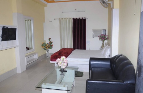 Sasaram Hotel | hotel New Maurya royal