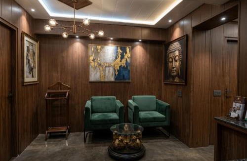 DLF Phase 3 House | Hotel Nexus Cyber Hub Near Rapid Metro & Ambience Mall