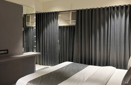 Navrangpura Hotel | Hotel NR INN