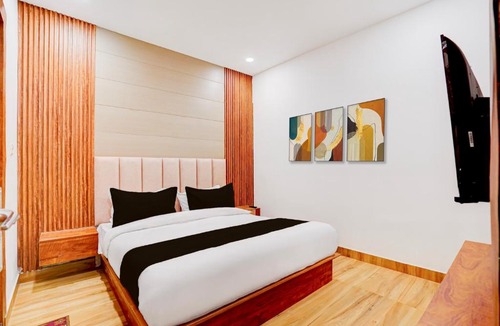 Mukherjee Nagar Hotel | Hotel O Amora Inn