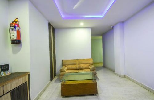 Sankrail Hotel | Hotel O Andul Road Near TVS Showroom