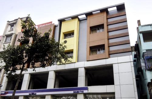 Sankrail Hotel | Hotel O Andul Road Near TVS Showroom