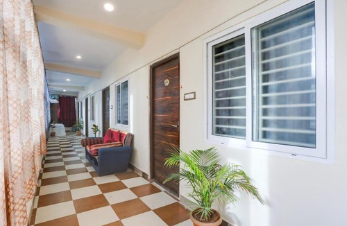 Bengaluru Hotel | Hotel O Aqua Comforts