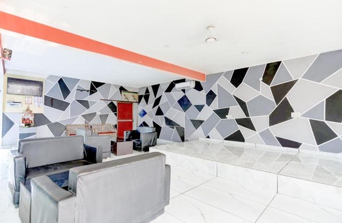 Naini Hotel | Hotel O BABA Hotel & Restaurant