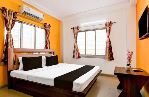 New Town Hotel | Hotel O Blue Bird Guest House