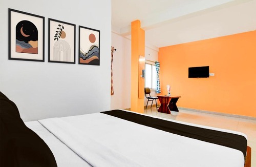 New Town Hotel | Hotel O Blue Bird Guest House