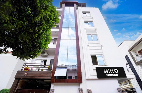 Kakarmatha Hotel | Hotel O BLW Kakarmatta Near Banaras Junction