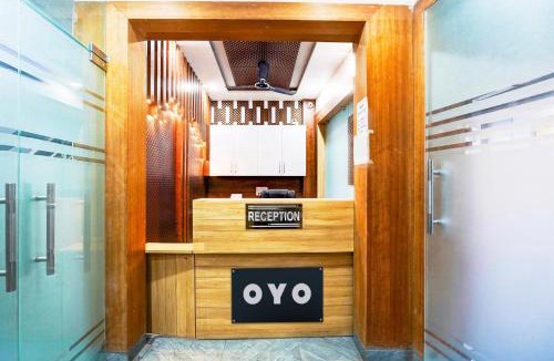 Greater Noida Hotel | HOTEL O BONJOUR .INN NEAR CROWN PLAZA