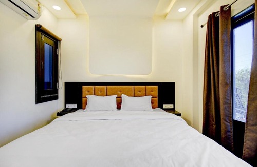 Kolar Road Hotel | Hotel O Bonsai