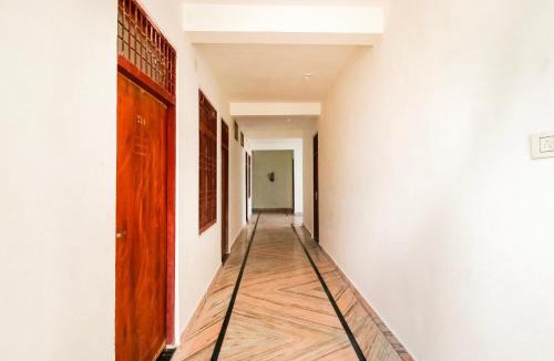 Phulpur Hotel | Hotel O by OYO Arpit Hotel Jhusi Railway Station