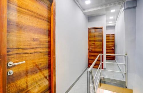 Prabhadevi Hotel | Hotel O by OYO MM RESIDENCY
