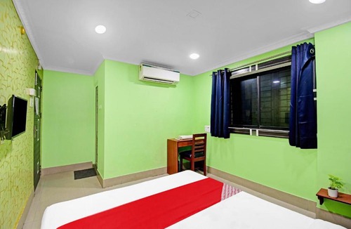 Chinar Park Hotel | Hotel O by OYO Tower Shanavi Inn
